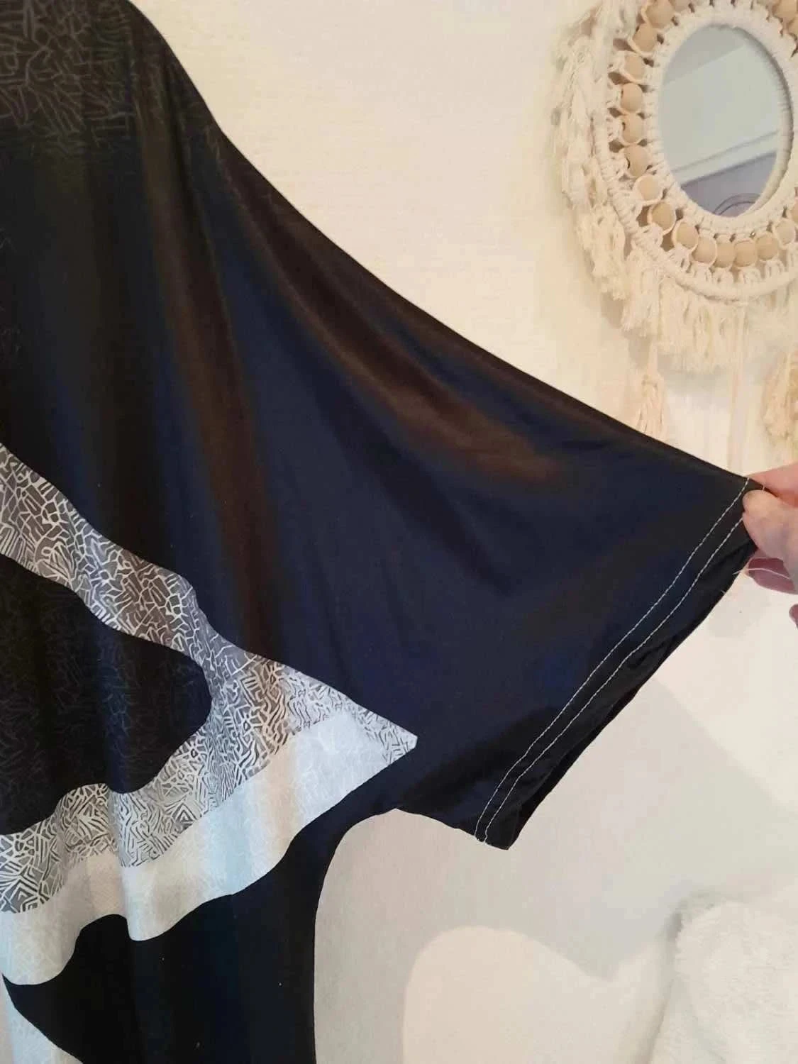 Túnica assimétrica, mulher, tamanho 5XL cores Preto, branco e cinza – photo 4